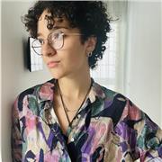 Studentessa di sociologia offre aiuto compiti e ripetizioni anche nel weekend + babysitter se richiesto